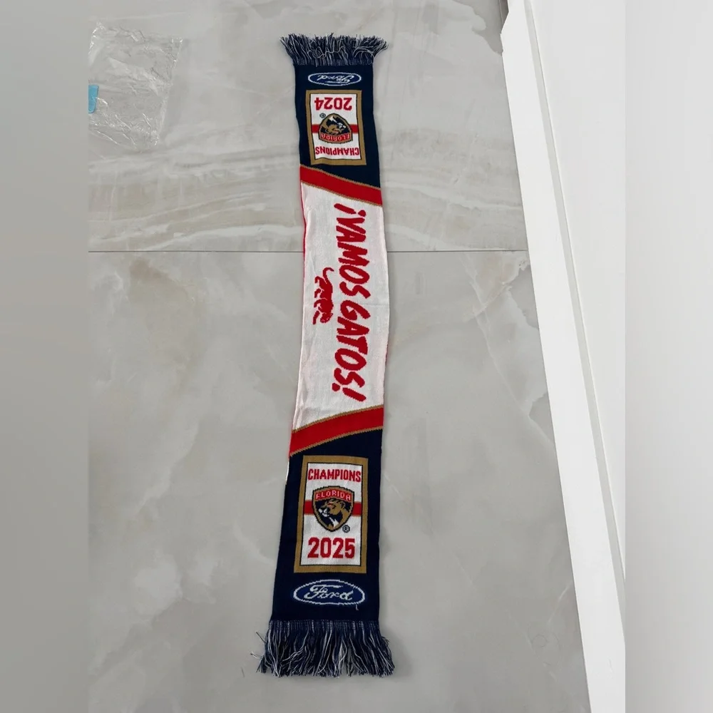 Newest in Package Florida Panthers 2024/25 Stanley Cup Champs REIGN ON NHL Scarf